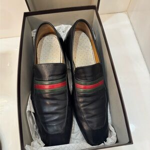 Men’s Gucci Loafers. Used. Good condition. Comes with box.